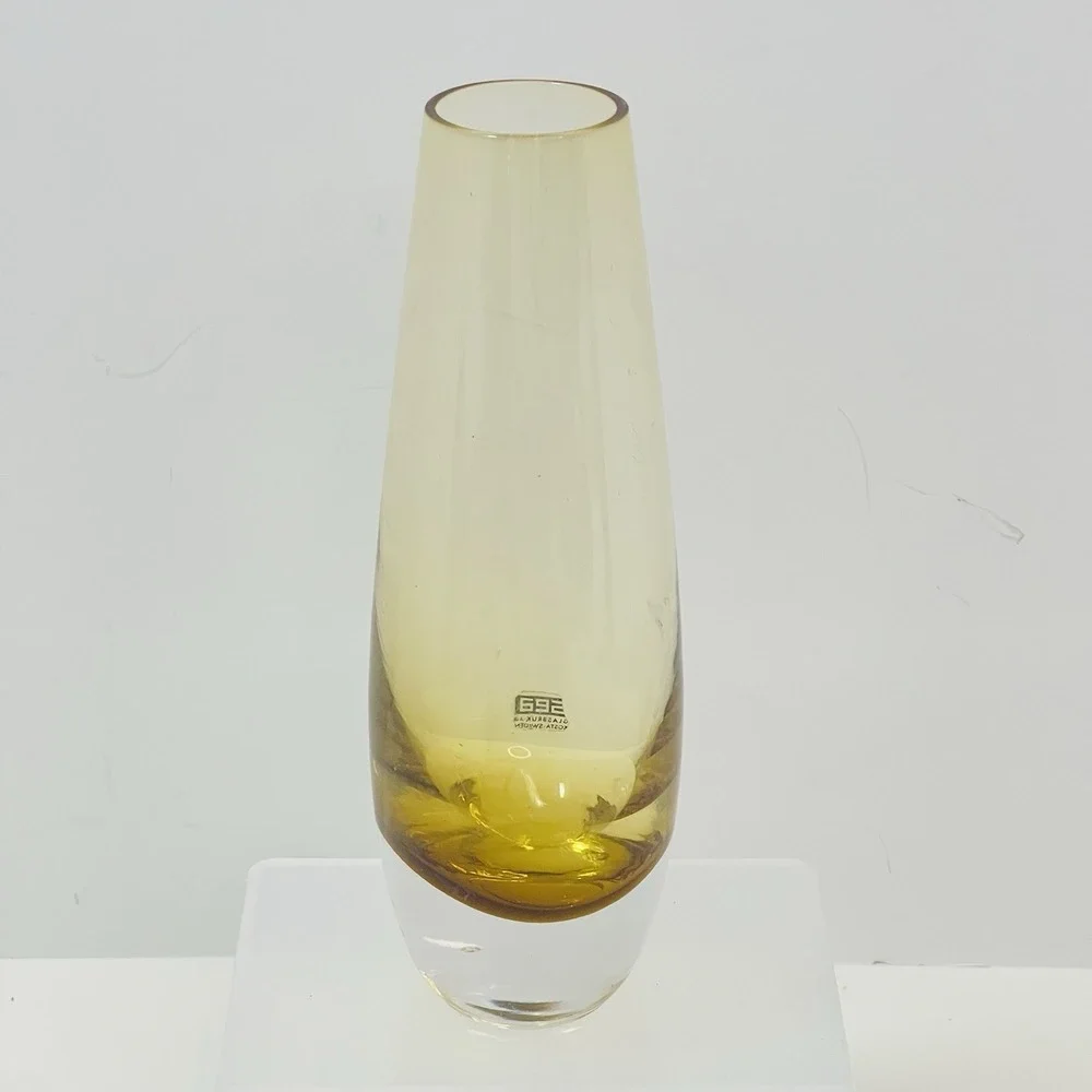 Sea Glasburk Signed Amber Bud Vase 7.25